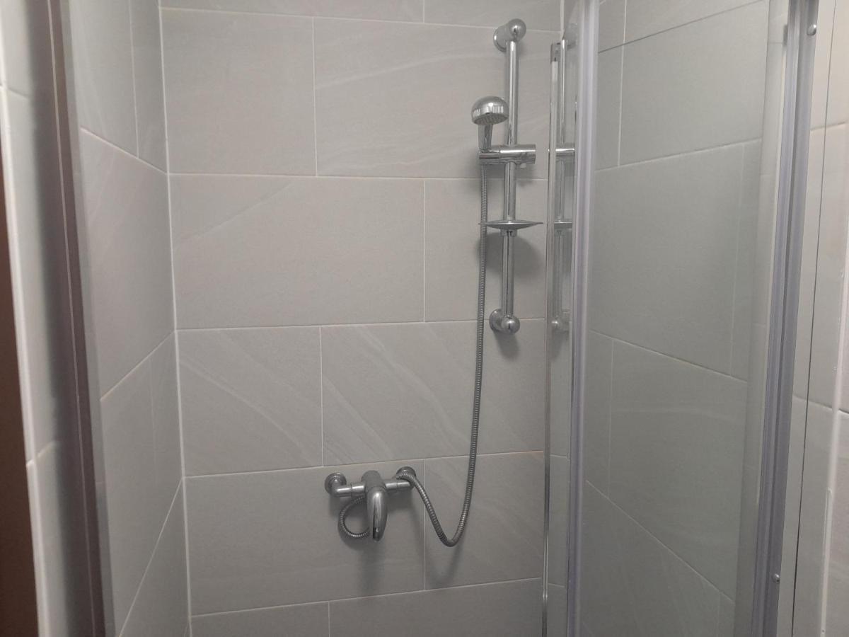 Lovely 1-Bed Studio In London 아파트 외부 사진