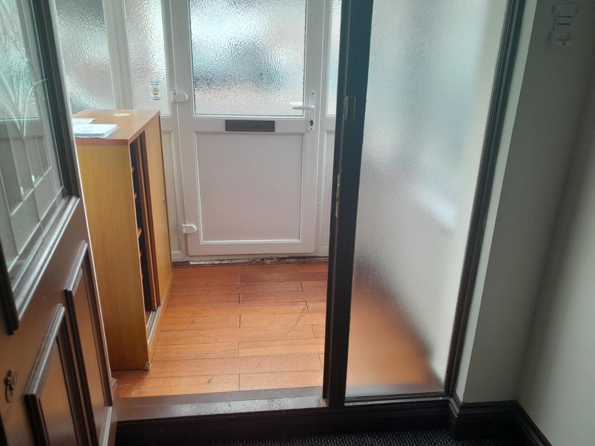 Lovely 1-Bed Studio In London 아파트 외부 사진